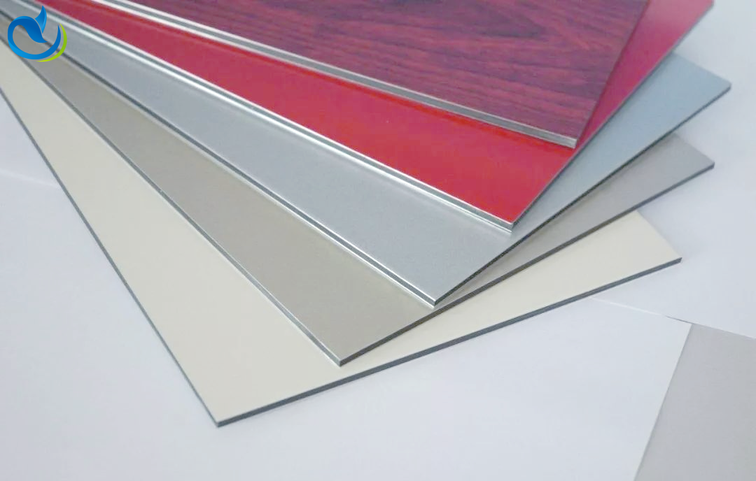 Krótka dyskusja na temat obecnej sytuacji branży zarządu tworzyw sztucznych aluminium