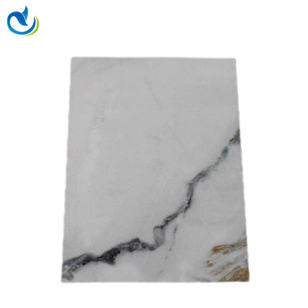 Solidne panele ścienne SPC o grubości 4 mm